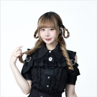 綾瀨ふみ